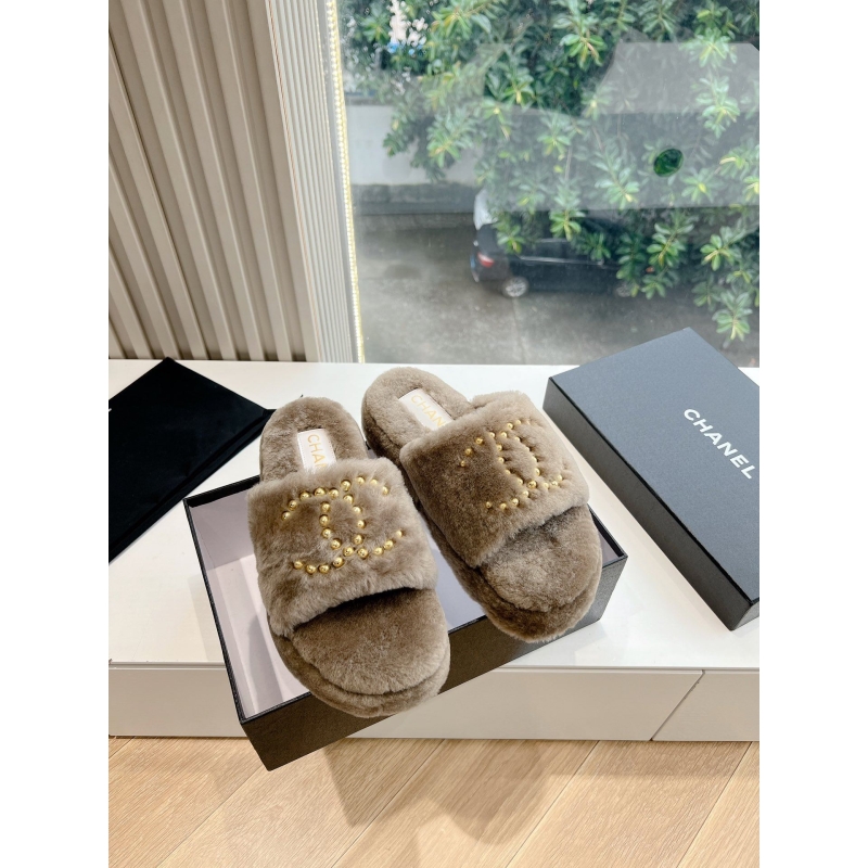Ch*el slippers